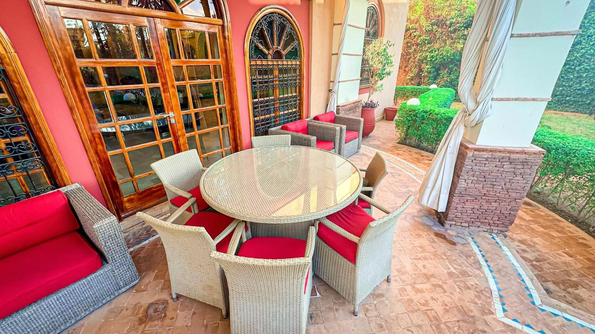 Charming Luxury Villa - Pool & Hot Tub Marrakesh