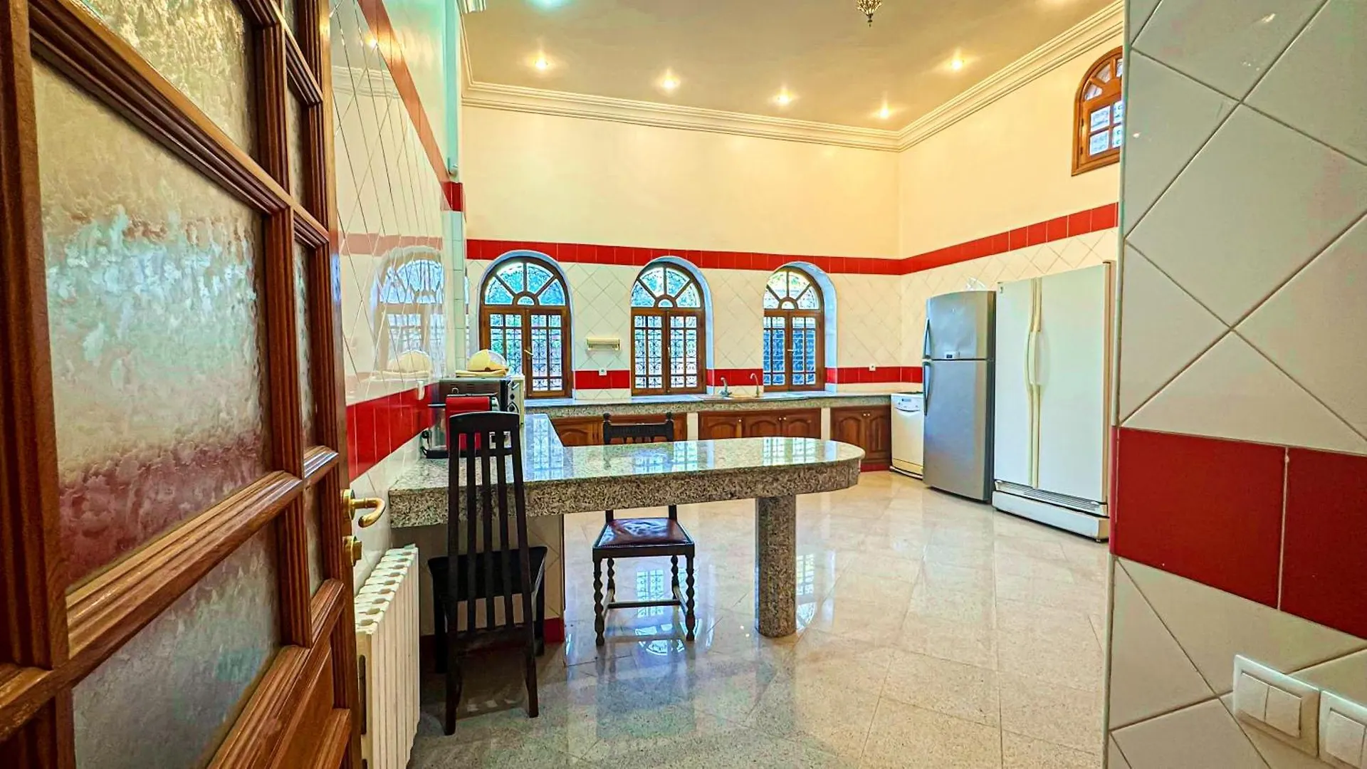 Charming Luxury Villa - Pool & Hot Tub Marrakesh