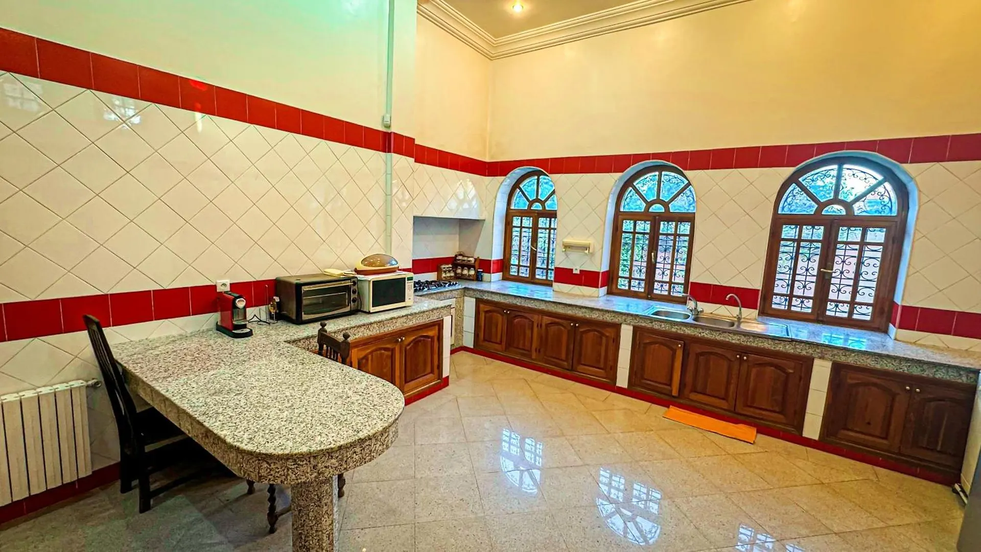 Charming Luxury Villa - Pool & Hot Tub Marrakesh